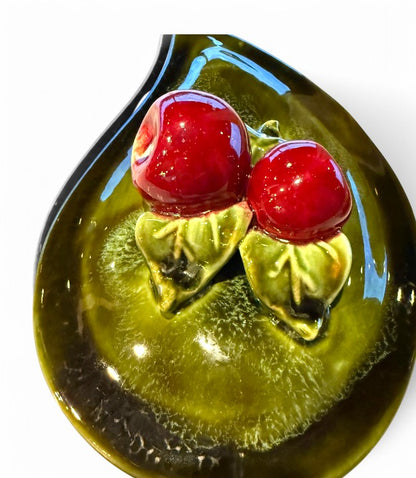 MCM 1960's Wade of California Pottery Avocado Green Leaf Dish Drip Glaze