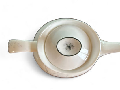  Greenbrier Tea pot