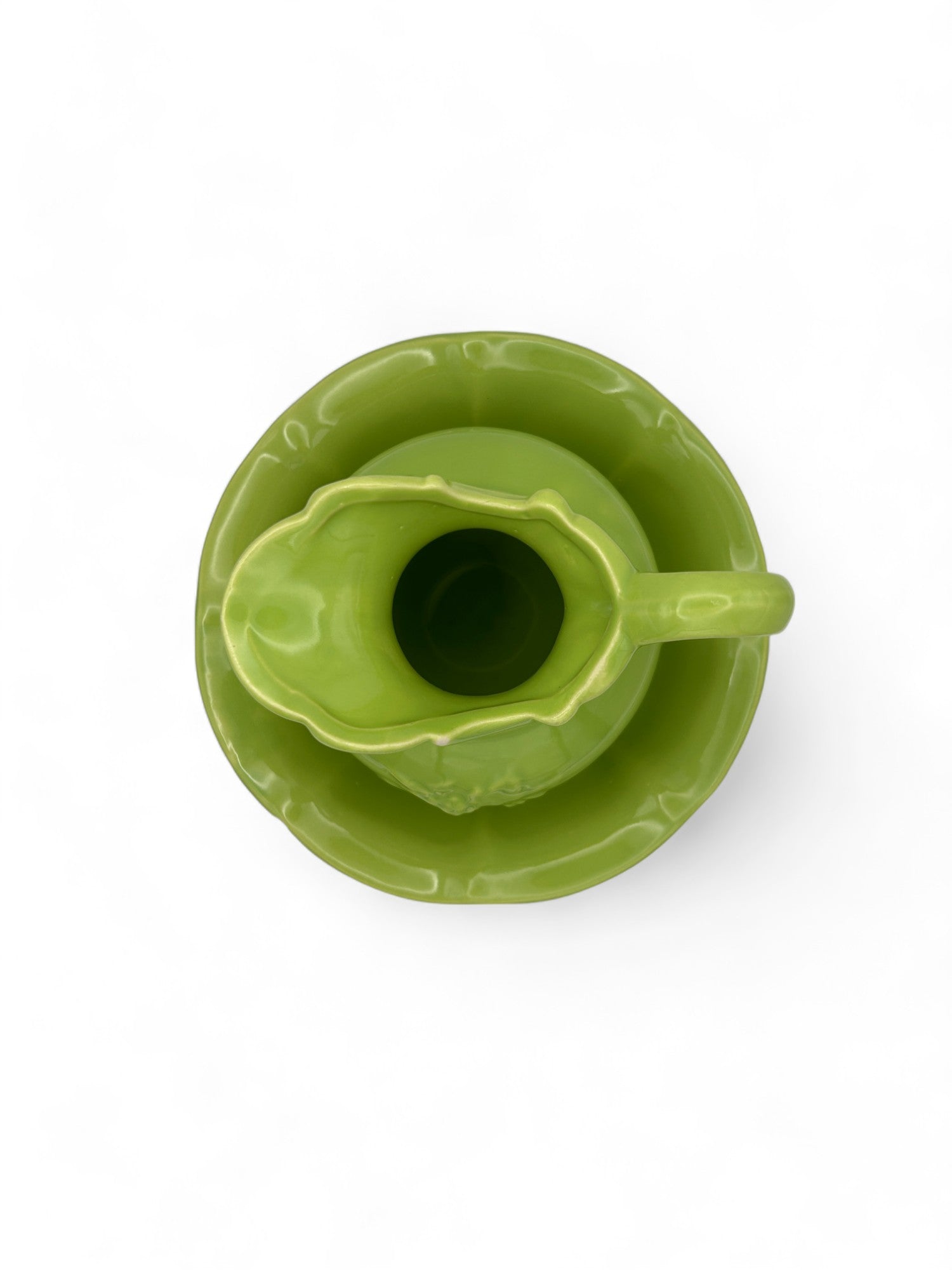 Pitcher and Basin