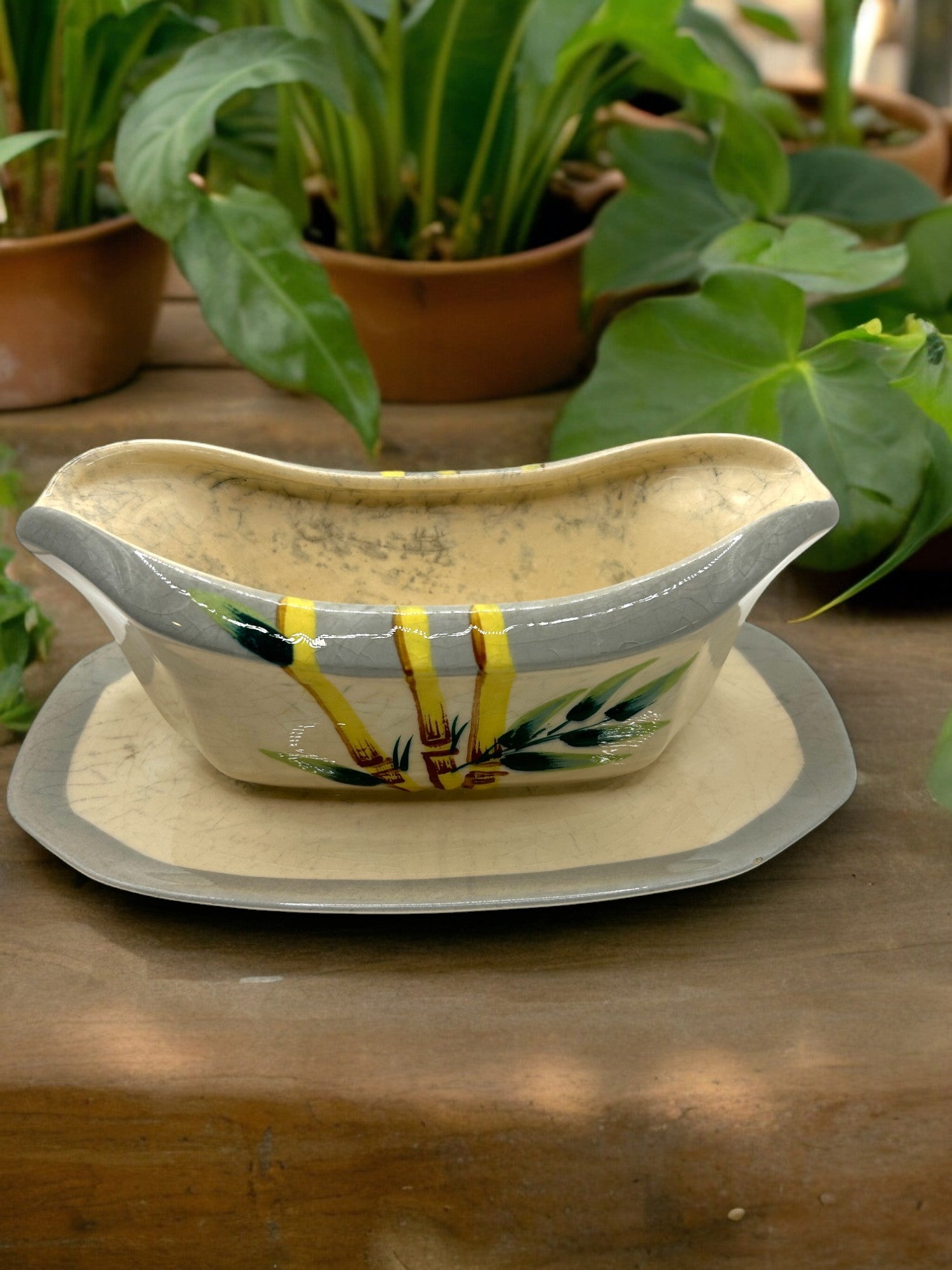 Gravy Boat Gray Bamboo