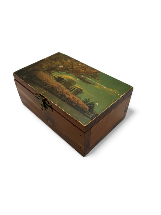 VintageWoodCedarTrinketBoxSouvenirWashingtonD